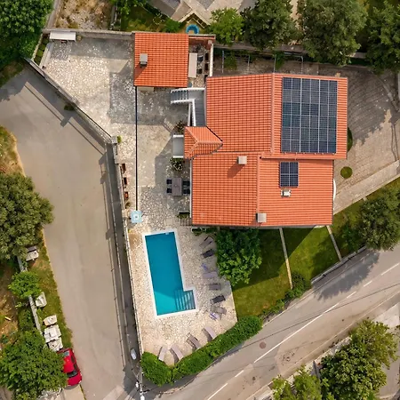 Pool Novi Vinodolski
