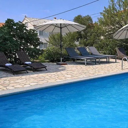 Lägenhet Pool Apartments Novi Vinodolski Novi Vinodolski